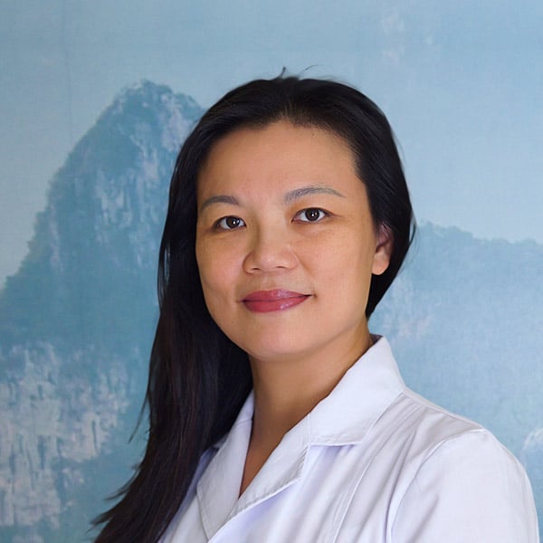Liping Zhao - TCM therapeut Chinese Medical Center Amsterdam